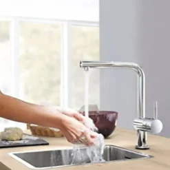 Grohe Minta Touch Electronic Kitchen Sink Mixer With Pull Out Spray - Chrome -Faucet Shop 31360001 d4