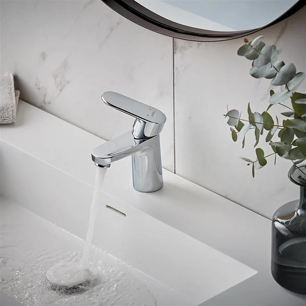 Hansgrohe Vernis Blend Single Lever Basin Mixer 70 Without Waste - Chrome 3 Hansgrohe Vernis Blend Single Lever Basin Mixer 70 Without Waste - Chrome - Image 3