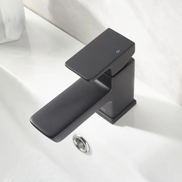 Bristan Cobalt Black Mono Basin Mixer With Clicker Waste 4 Bristan Cobalt Black Mono Basin Mixer With Clicker Waste - Image 4