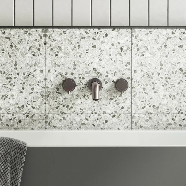 Arezzo Round Gunmetal Grey Wall Mounted (3TH) Bath Filler Tap 3 Arezzo Round Gunmetal Grey Wall Mounted (3TH) Bath Filler Tap - Image 3